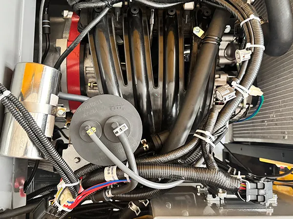 Modelos Silenciosos  Refrigerados a Água e Motor de Quatro Cilindros